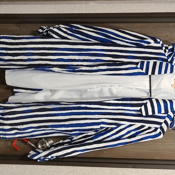 Blazer & Matching shorts - Picture 1 of 2